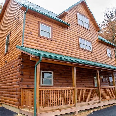 Spacious 2800 Sq Ft-Cozy Wood Cabin-New Build Pigeon Forge Buitenkant foto